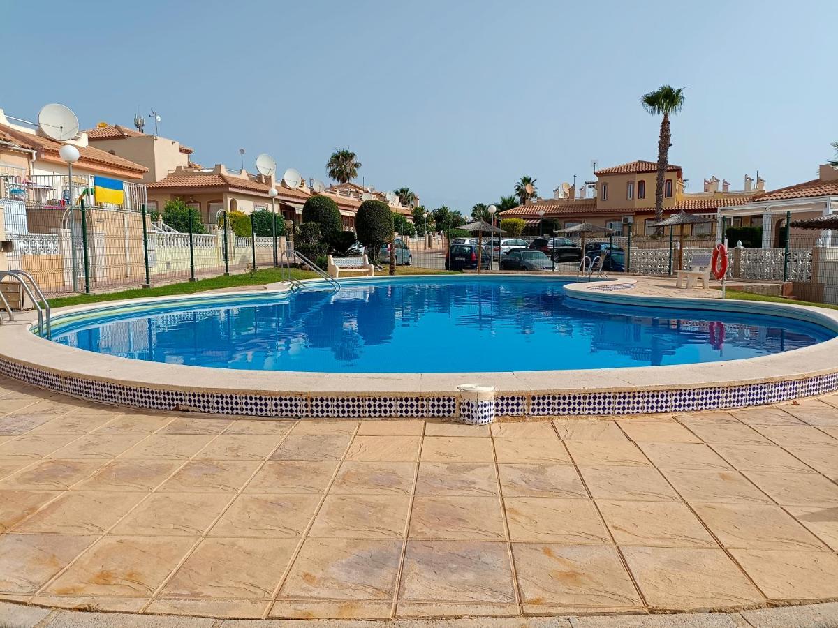 Maison Climatisee Avec Solarium, Wifi Et Piscine Dehesa de Campoamor  ภายนอก รูปภาพ